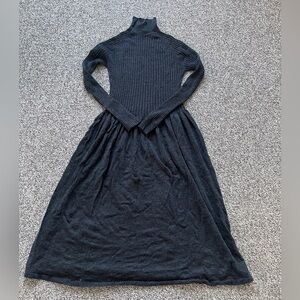 Uniqlo Merino Wool Ribbed Turtleneck 3D Gray Dress M